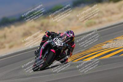 media/Sep-11-2022-SoCal Trackdays (Sun) [[81b7e951af]]/Turn 16 (945am)/